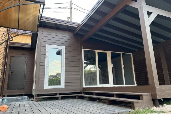 Фото проекта «Беседка Г-образной формы по индивидуальному заказу»